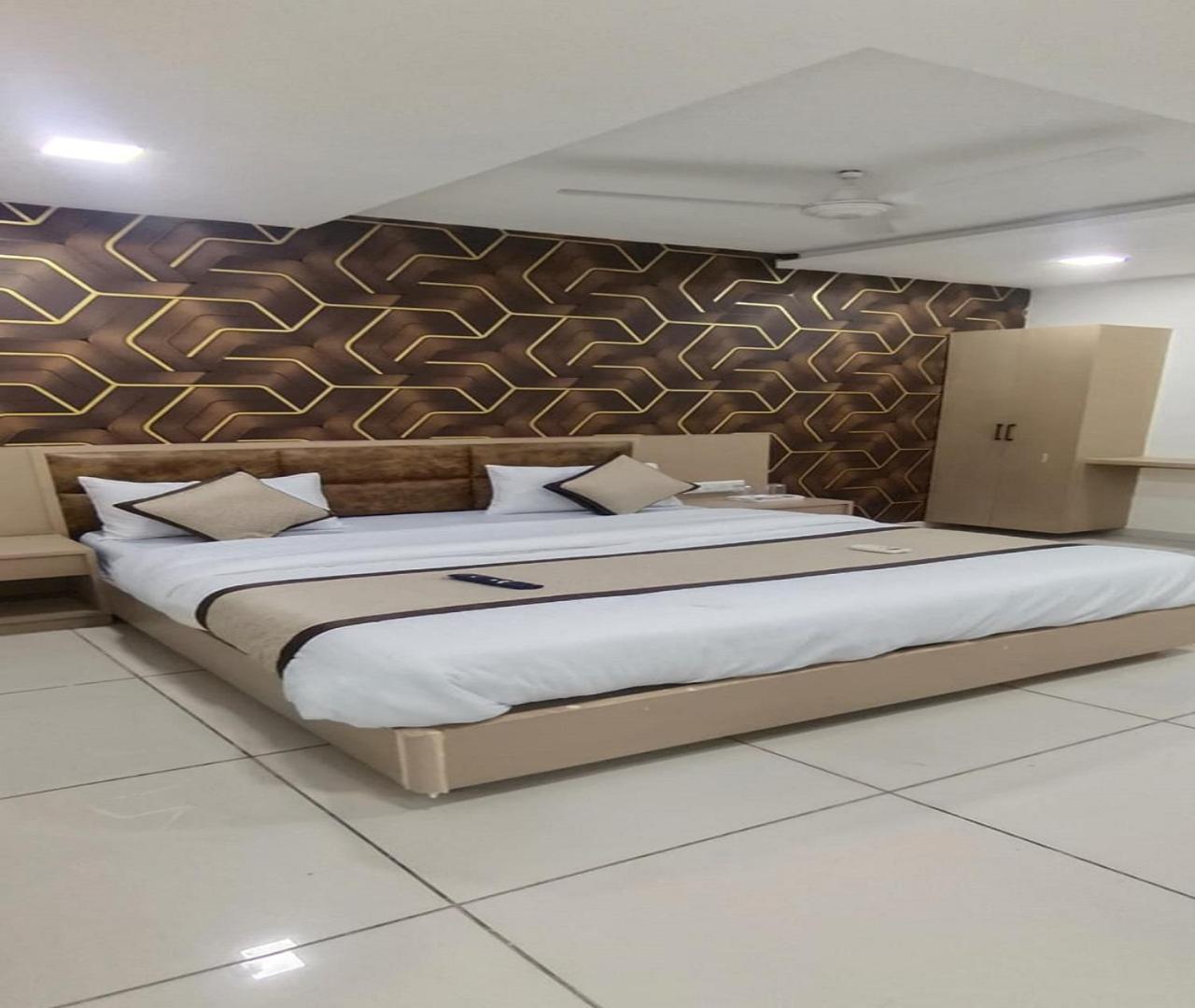 Hotel Nest View Ahmedabad Eksteriør bilde